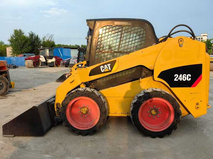 Used Caterpillar 246c Skid Steer in Stock for Sale 100% Original Caterpillar 246c 246d Skid Steer - Мини-погрузчик с бортовым поворотом: фото 2 Used Caterpillar 246c Skid Steer in Stock for Sale 100% Original Caterpillar 246c 246d Skid Steer - Мини-погрузчик с бортовым поворотом: фото 2
