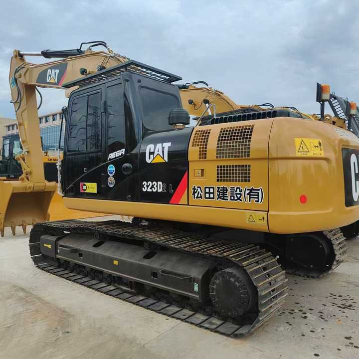 Used Digger CAT 323 Construction Machinery Construction Digger Used CAT 323 Cheap Excavator - Гусеничный экскаватор: фото 1 Used Digger CAT 323 Construction Machinery Construction Digger Used CAT 323 Cheap Excavator - Гусеничный экскаватор: фото 1