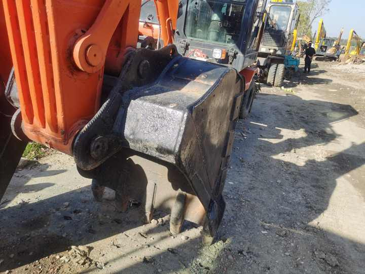 Used Digger Doosan Dh150w-7 Construction Machinery Construction Digger Used Doosan Dh150w-7 Cheap Excavator - Гусеничный экскаватор: фото 2 Used Digger Doosan Dh150w-7 Construction Machinery Construction Digger Used Doosan Dh150w-7 Cheap Excavator - Гусеничный экскаватор: фото 2