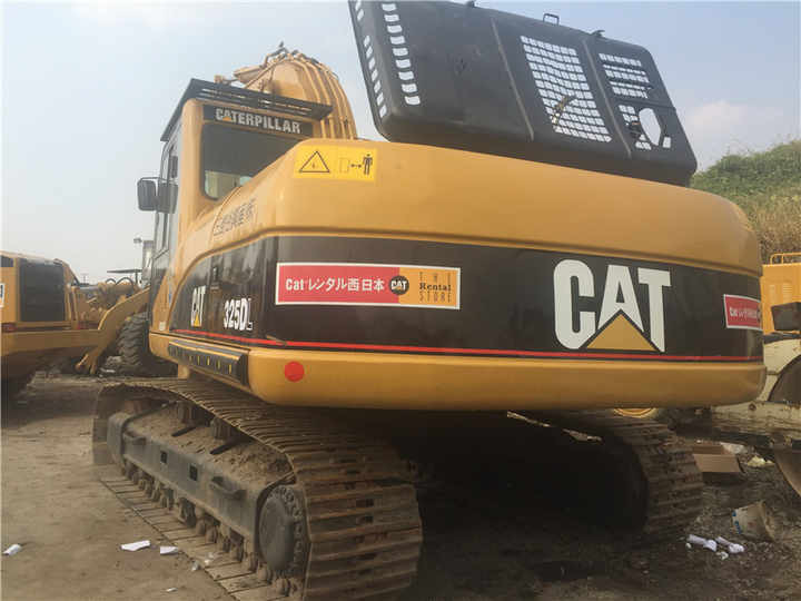 Used Excavator Machine CAT 325DL Construction Good Efficient Used Machinery Caterpillar Used CAT 325DL Excavators - Колёсный экскаватор: фото 3 Used Excavator Machine CAT 325DL Construction Good Efficient Used Machinery Caterpillar Used CAT 325DL Excavators - Колёсный экскаватор: фото 3