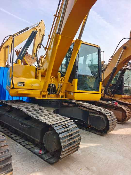 Used Good Quality Japan Original PC200-7 in Good Condition PC200-7 Komatsu - Гусеничный экскаватор: фото 5 Used Good Quality Japan Original PC200-7 in Good Condition PC200-7 Komatsu - Гусеничный экскаватор: фото 5