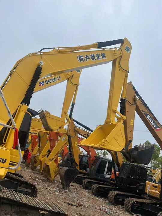 Used Good Quality Japan Original PC240-8 in Good Condition PC240-8 Komatsu - Гусеничный экскаватор: фото 5 Used Good Quality Japan Original PC240-8 in Good Condition PC240-8 Komatsu - Гусеничный экскаватор: фото 5