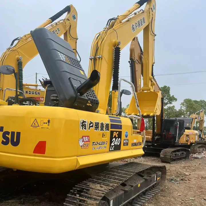 Used Good Quality Japan Original PC240-8 in Good Condition PC240-8 Komatsu - Гусеничный экскаватор: фото 1 Used Good Quality Japan Original PC240-8 in Good Condition PC240-8 Komatsu - Гусеничный экскаватор: фото 1