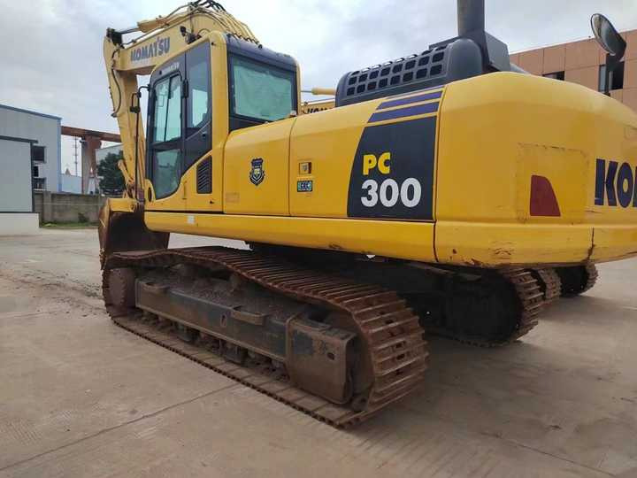 Used Good Quality Japan Original PC300-8 in Good Condition PC300-8 Komatsu - Гусеничный экскаватор: фото 3 Used Good Quality Japan Original PC300-8 in Good Condition PC300-8 Komatsu - Гусеничный экскаватор: фото 3