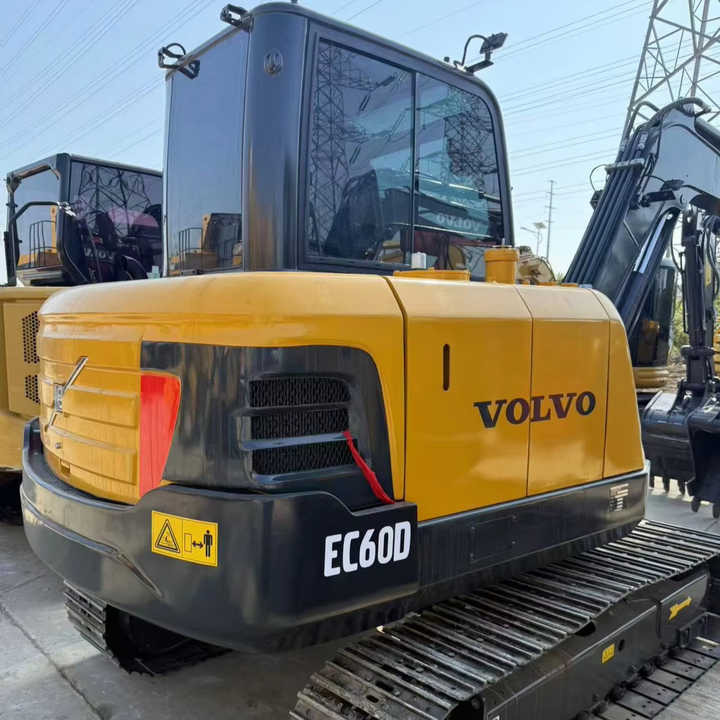 Used volvo Ec60 Mini 6tons Excavator in Stock for Sale - Экскаватор: фото 1 Used volvo Ec60 Mini 6tons Excavator in Stock for Sale - Экскаватор: фото 1