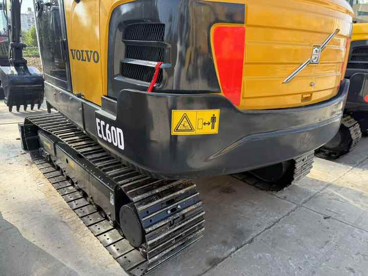 Used volvo Ec60 Mini 6tons Excavator in Stock for Sale - Экскаватор: фото 4 Used volvo Ec60 Mini 6tons Excavator in Stock for Sale - Экскаватор: фото 4