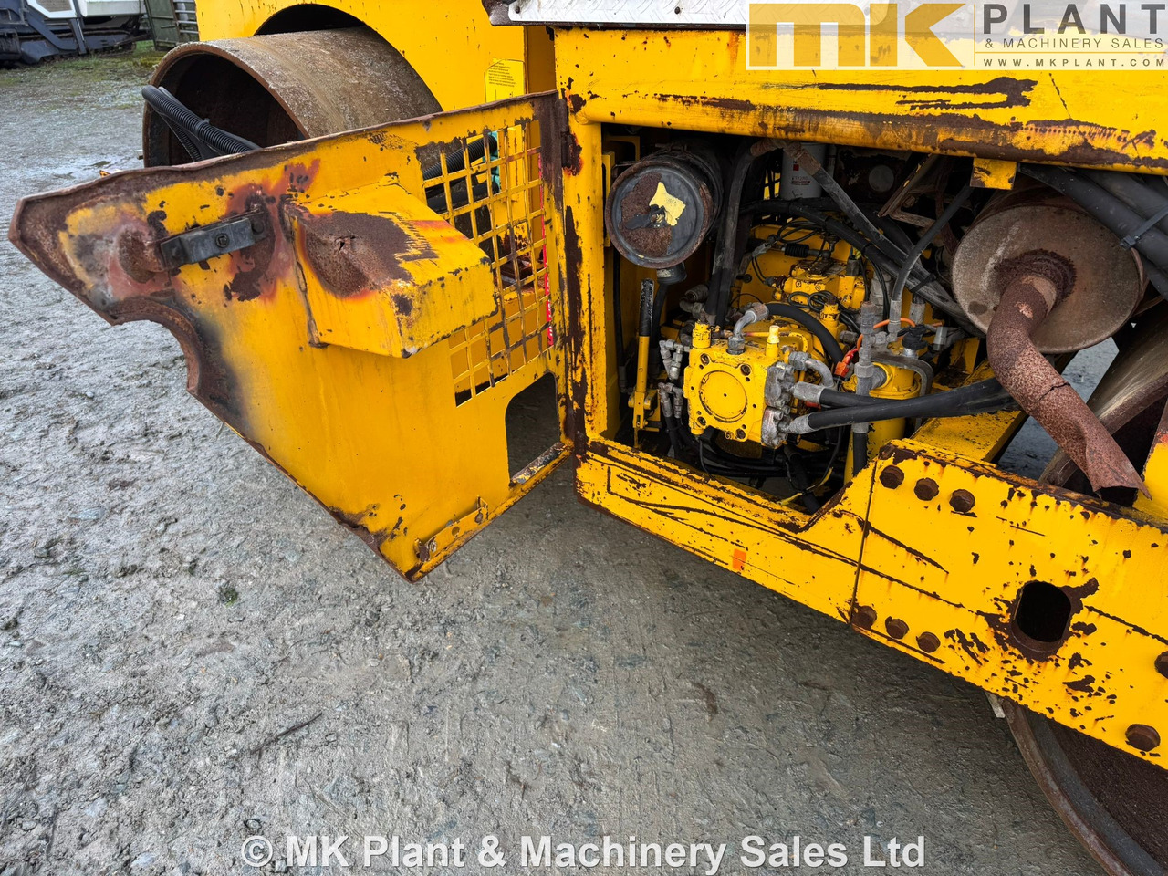 Каток JCB VIBROMAX W752: фото 11