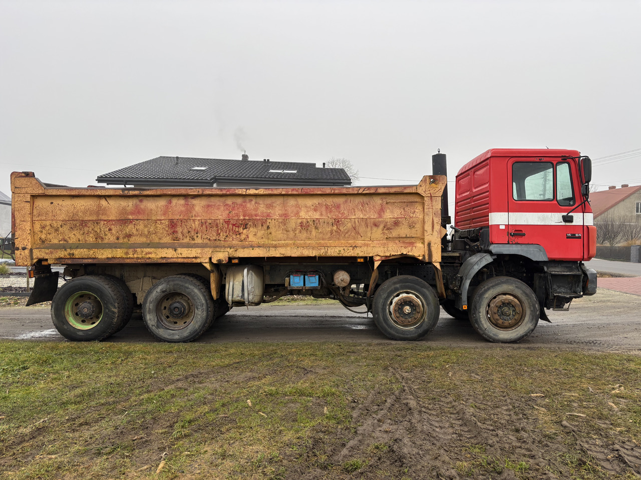 MAN F2000 35.364 - Самосвал: фото 4 MAN F2000 35.364 - Самосвал: фото 4