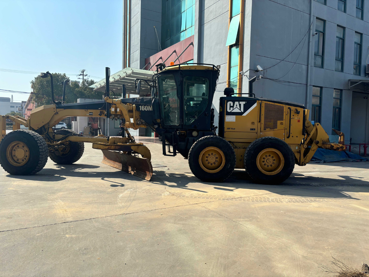 CATERPILLAR 160M - Грейдер: фото 1 CATERPILLAR 160M - Грейдер: фото 1