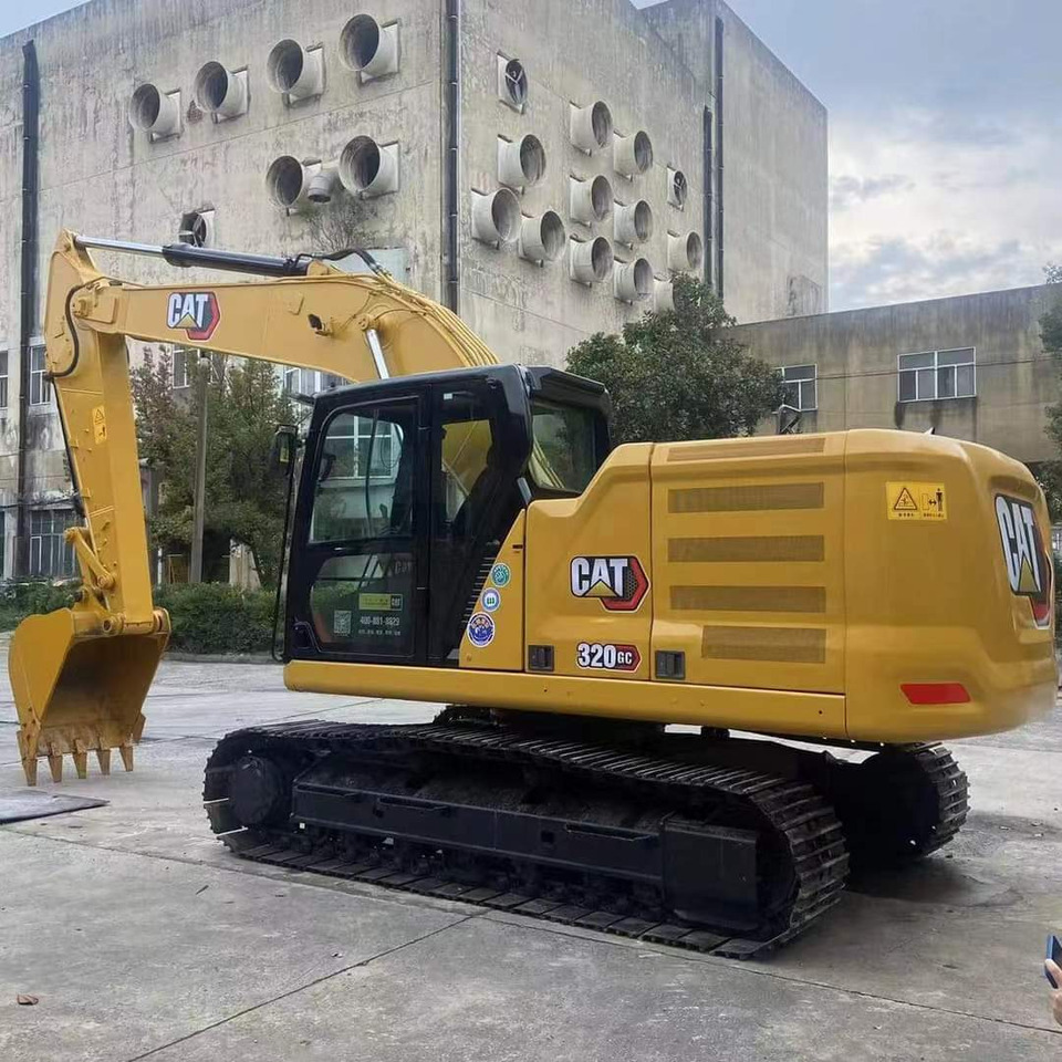 CATERPILLAR 320GC - Гусеничный экскаватор: фото 2 CATERPILLAR 320GC - Гусеничный экскаватор: фото 2