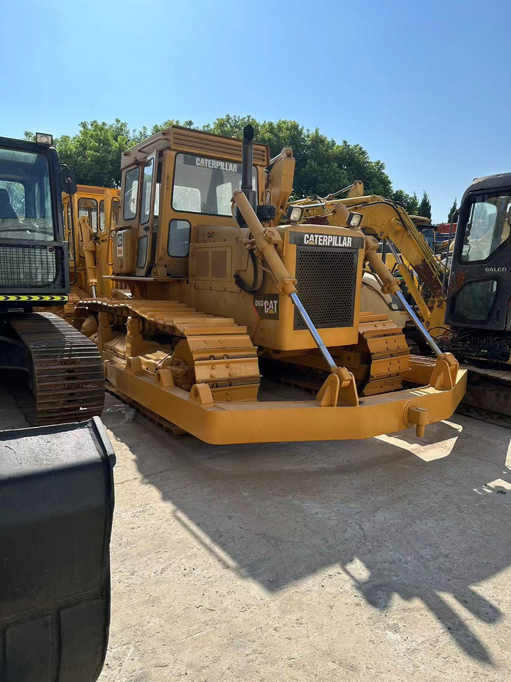 CATERPILLAR D6D - Бульдозер: фото 2 CATERPILLAR D6D - Бульдозер: фото 2