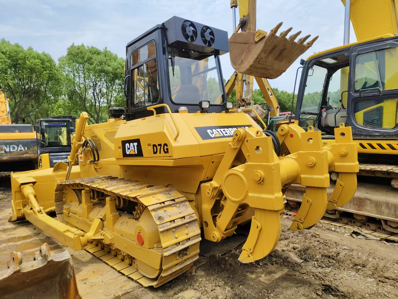CATERPILLAR D7G - Бульдозер: фото 1 CATERPILLAR D7G - Бульдозер: фото 1