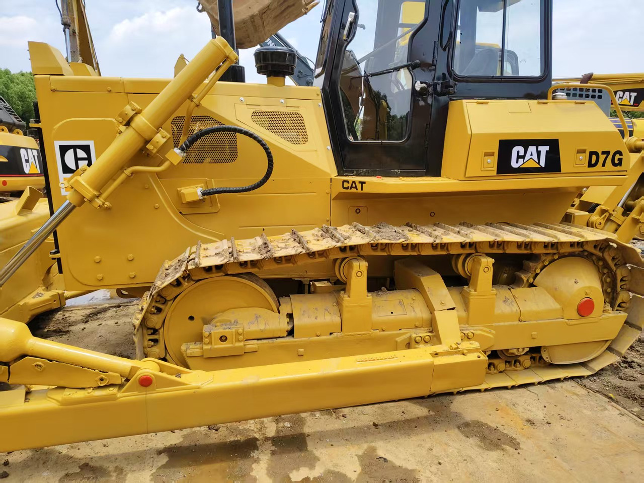CATERPILLAR D7G - Бульдозер: фото 2 CATERPILLAR D7G - Бульдозер: фото 2