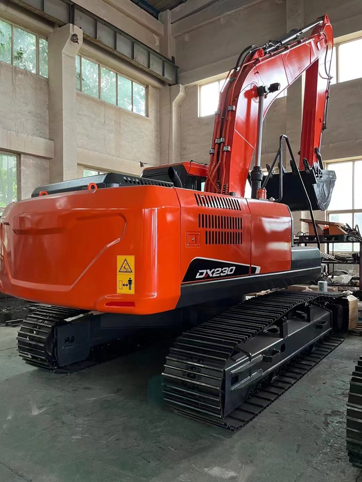 DOOSAN DX230 - Гусеничный экскаватор: фото 2 DOOSAN DX230 - Гусеничный экскаватор: фото 2