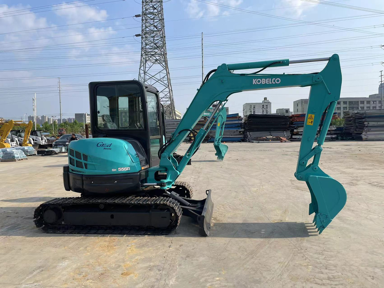 KOBELCO SK55SR - Мини-экскаватор: фото 2 KOBELCO SK55SR - Мини-экскаватор: фото 2