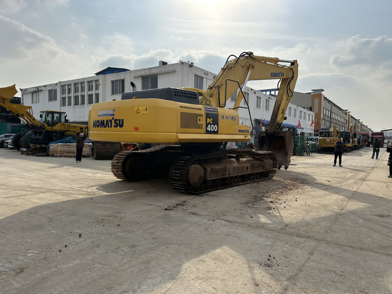 KOMATSU PC400-7 - Гусеничный экскаватор: фото 4 KOMATSU PC400-7 - Гусеничный экскаватор: фото 4
