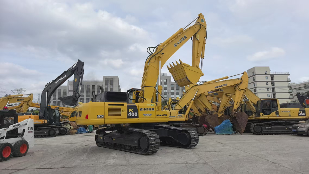 KOMATSU PC400-8 - Гусеничный экскаватор: фото 1 KOMATSU PC400-8 - Гусеничный экскаватор: фото 1