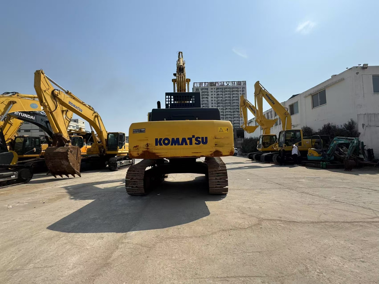 KOMATSU PC400-8 - Гусеничный экскаватор: фото 3 KOMATSU PC400-8 - Гусеничный экскаватор: фото 3