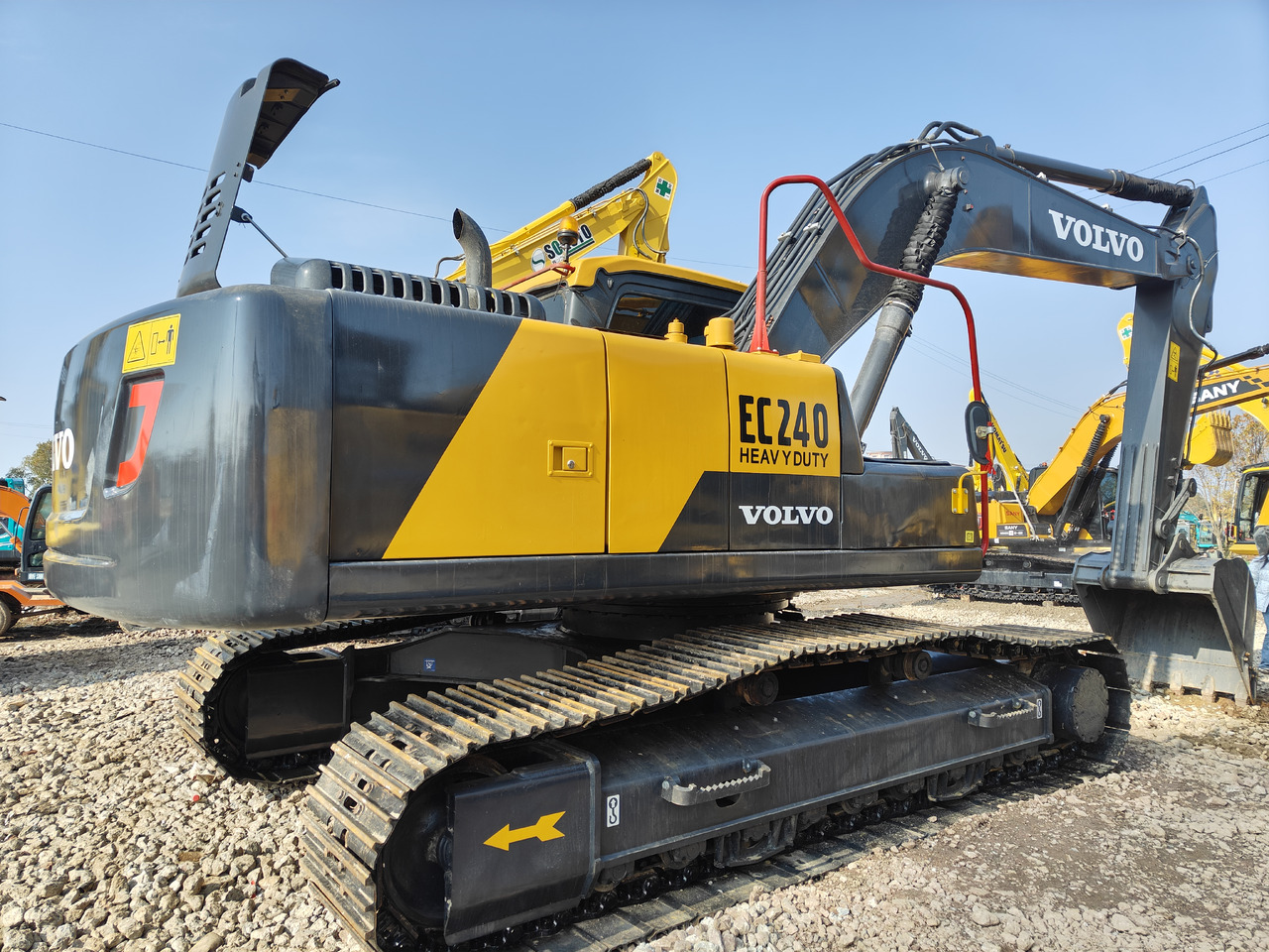 VOLVO EC240 - Гусеничный экскаватор: фото 3 VOLVO EC240 - Гусеничный экскаватор: фото 3