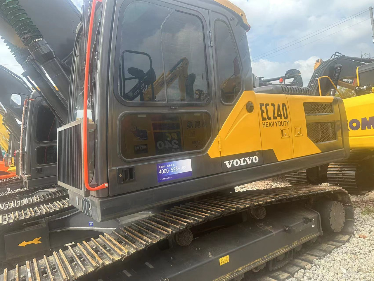 VOLVO EC240 - Гусеничный экскаватор: фото 3 VOLVO EC240 - Гусеничный экскаватор: фото 3