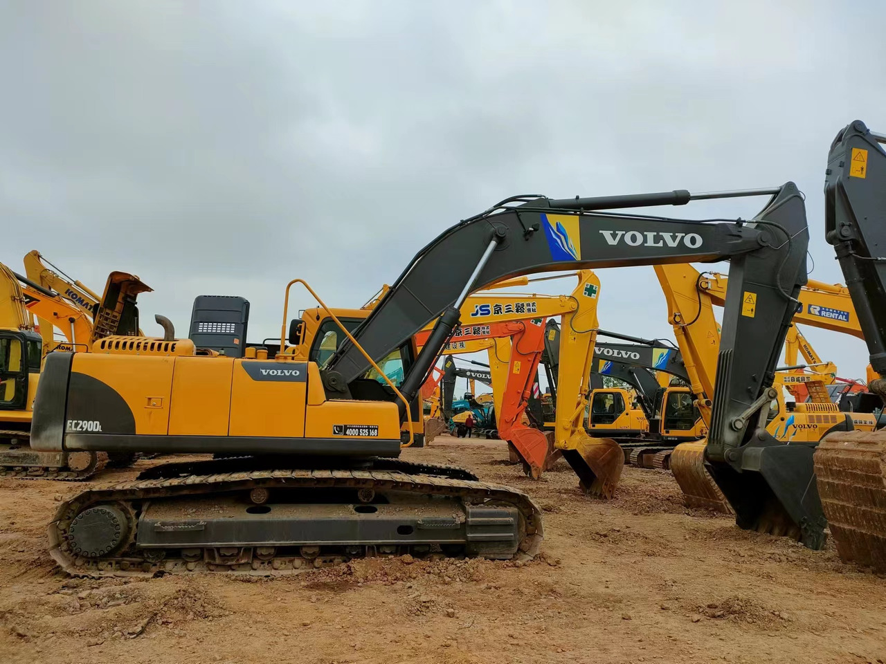 VOLVO EC290 - Гусеничный экскаватор: фото 5 VOLVO EC290 - Гусеничный экскаватор: фото 5