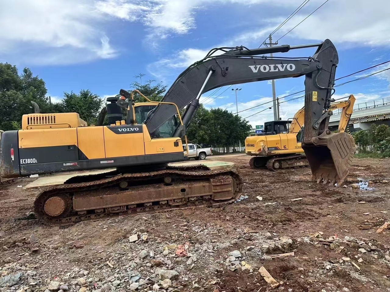 VOLVO EC380 - Гусеничный экскаватор: фото 1 VOLVO EC380 - Гусеничный экскаватор: фото 1