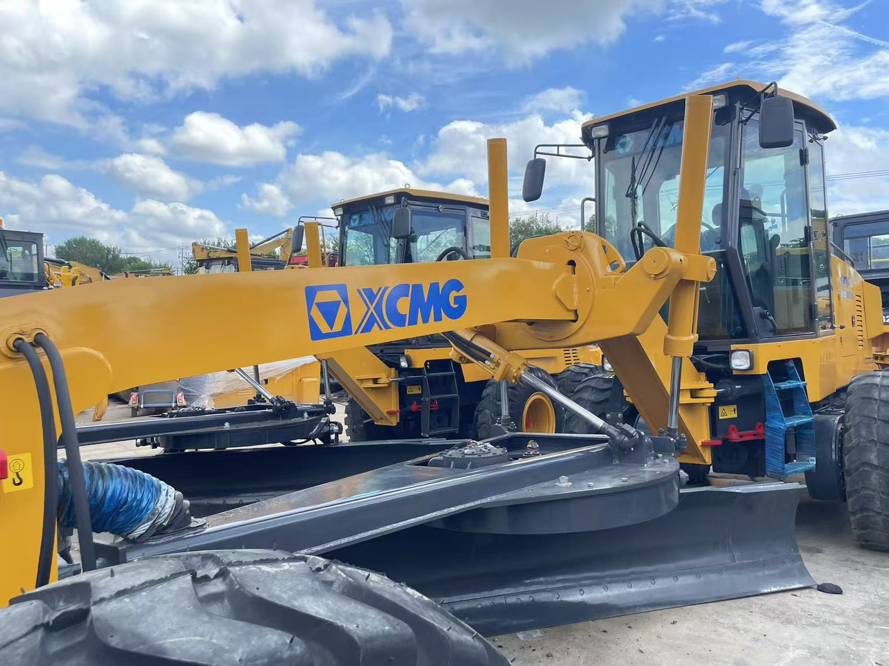 XCMG GR1803 - Грейдер: фото 4 XCMG GR1803 - Грейдер: фото 4