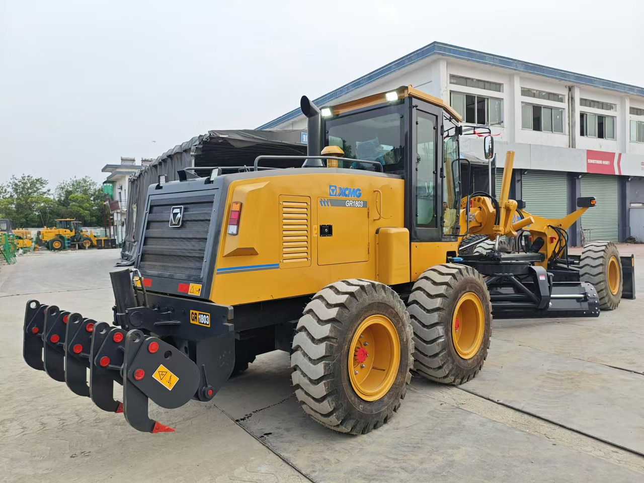 XCMG GR1803 - Грейдер: фото 4 XCMG GR1803 - Грейдер: фото 4