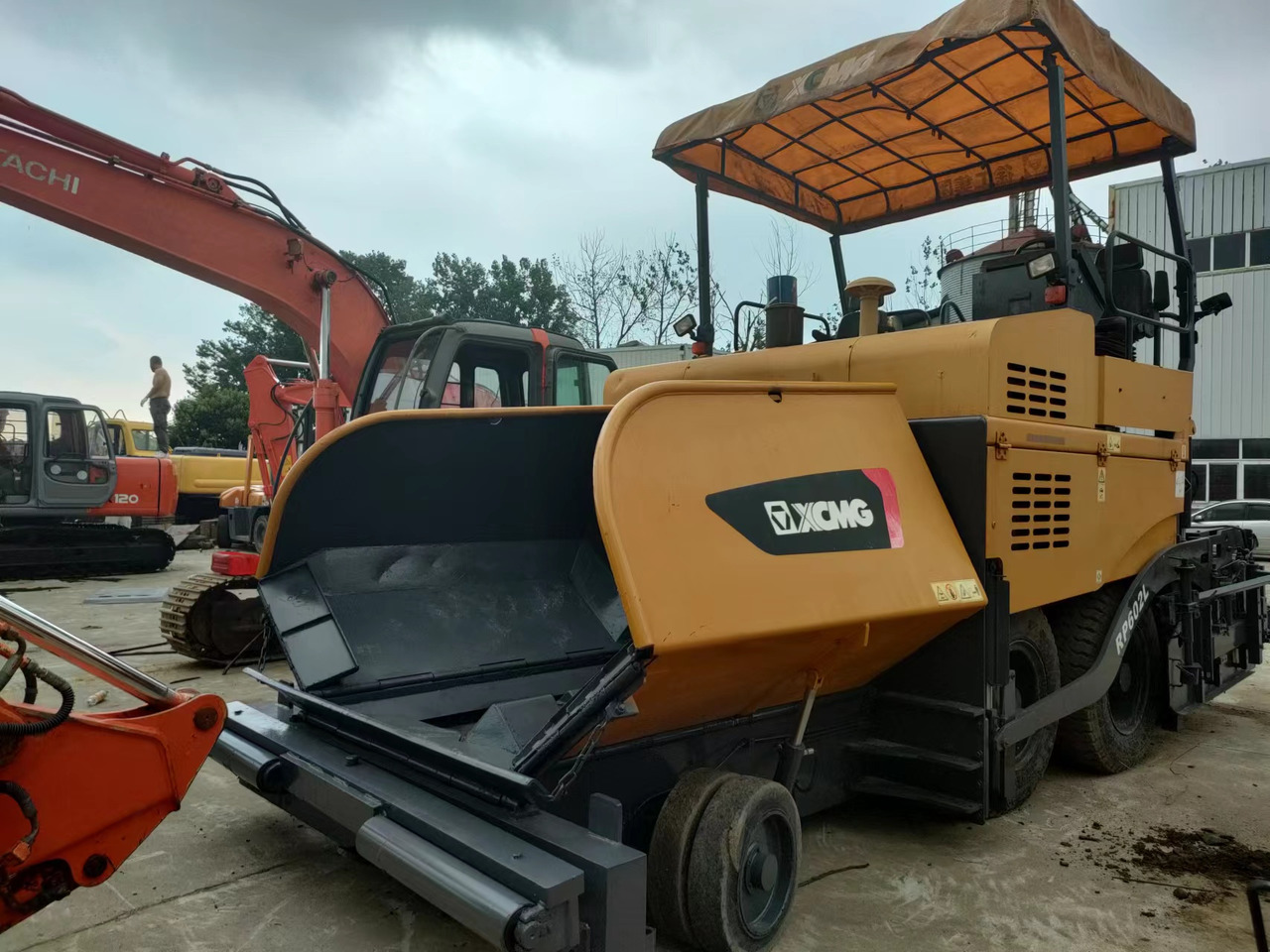 XCMG RP602 - Асфальтоукладчик: фото 3 XCMG RP602 - Асфальтоукладчик: фото 3