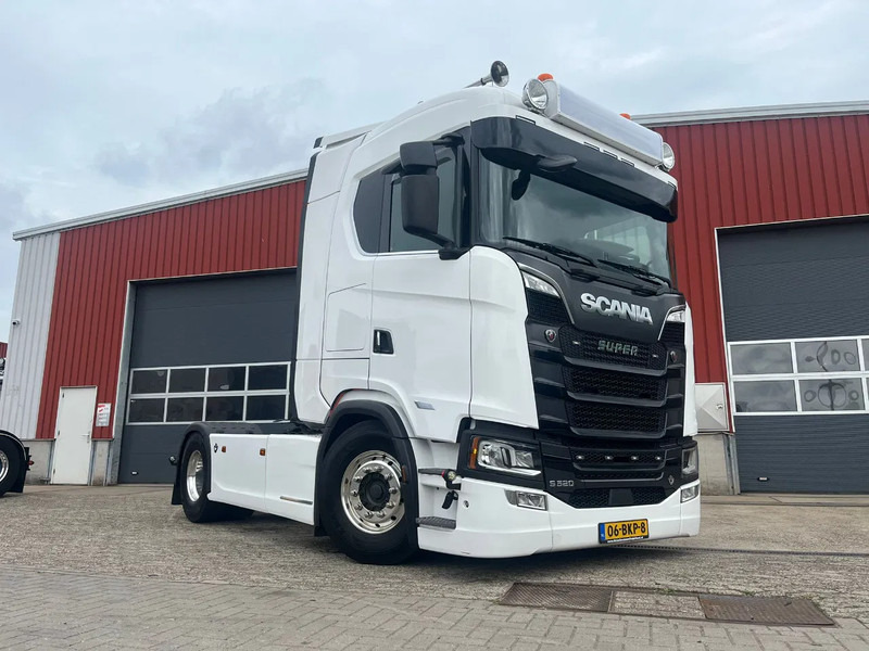 Scania S520 S 520 v8 - Тягач: фото 1 Scania S520 S 520 v8 - Тягач: фото 1