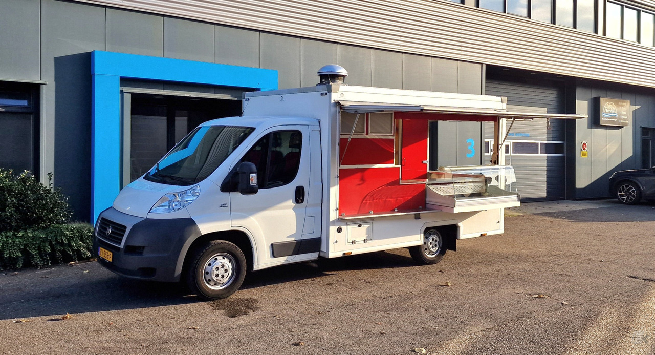 FIAT + BK Market Trailers opbouw - Торговый грузовик: фото 1 FIAT + BK Market Trailers opbouw - Торговый грузовик: фото 1