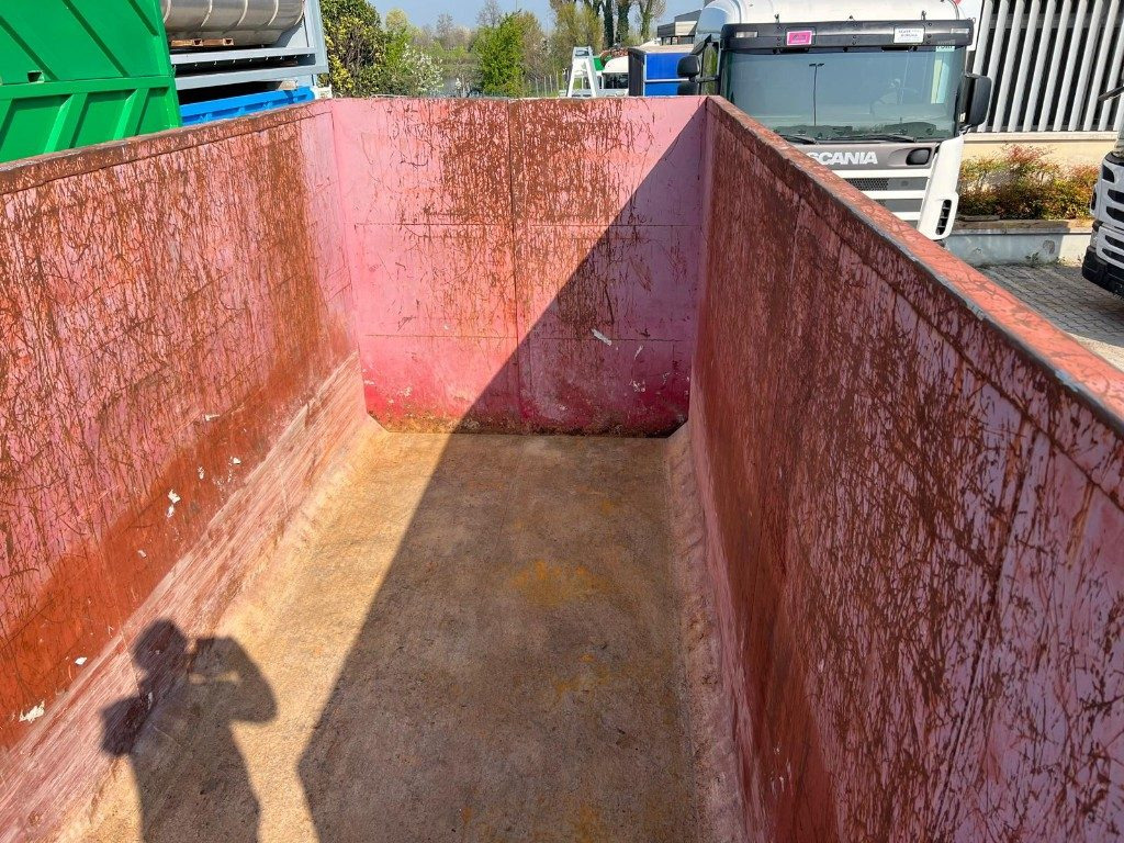 CONTAINER SCARRABILE USATO A CIELO APERTO - Контейнер для мультилифта: фото 4 CONTAINER SCARRABILE USATO A CIELO APERTO - Контейнер для мультилифта: фото 4
