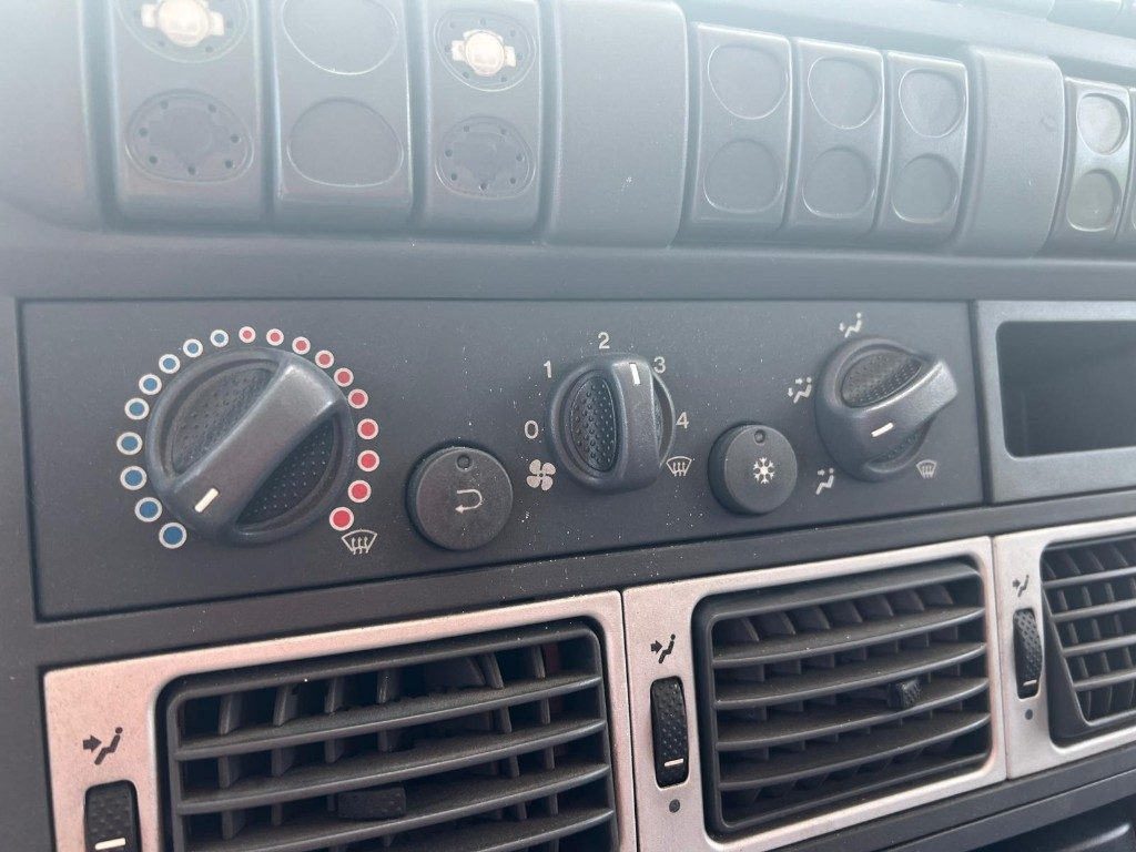Крюковой мультилифт IVECO EUROCARGO 140E25 SCARRABILE: фото 10