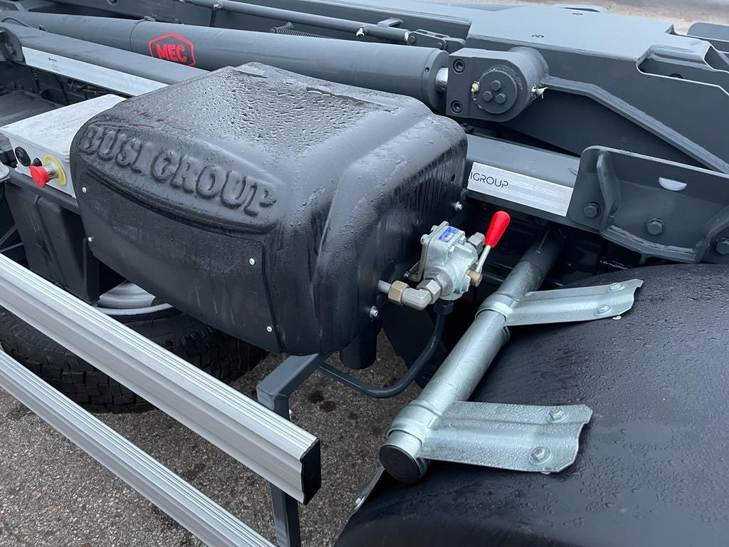 IVECO EUROCARGO 80 E18 CON IMPIANTO SCARRABILE NUO в лизинг IVECO EUROCARGO 80 E18 CON IMPIANTO SCARRABILE NUO: фото 20