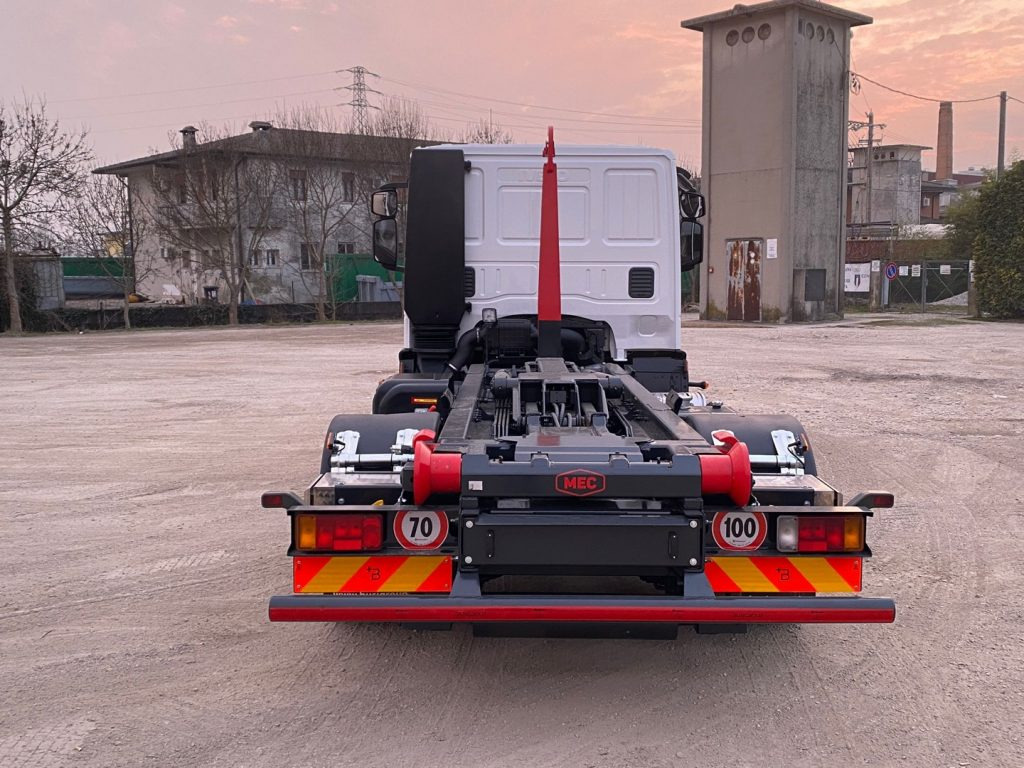 IVECO EUROCARGO 80 E18 CON IMPIANTO SCARRABILE NUO в лизинг IVECO EUROCARGO 80 E18 CON IMPIANTO SCARRABILE NUO: фото 16