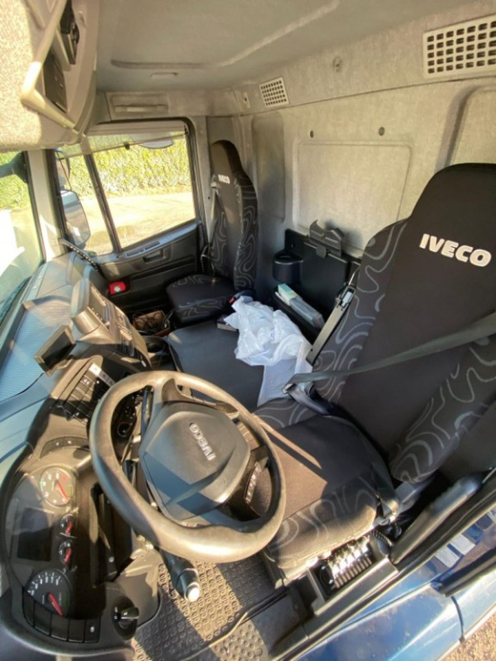 IVECO STRALIS 310 SCARRABILE FULL PNEUMATICO - Крюковой мультилифт: фото 4 IVECO STRALIS 310 SCARRABILE FULL PNEUMATICO - Крюковой мультилифт: фото 4