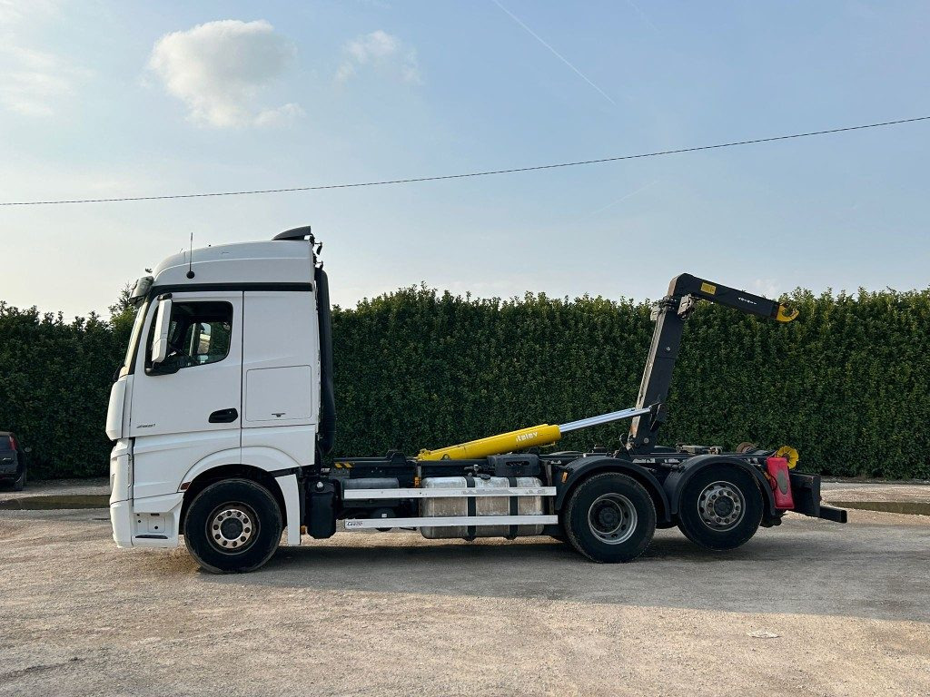 MERCEDES ACTROS 25.51 SCARRABILE - Крюковой мультилифт: фото 5 MERCEDES ACTROS 25.51 SCARRABILE - Крюковой мультилифт: фото 5