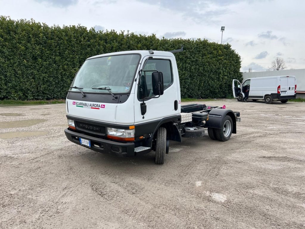 MITSUBISHI CANTER 3.0 SCARRABILE - Крюковой мультилифт: фото 1 MITSUBISHI CANTER 3.0 SCARRABILE - Крюковой мультилифт: фото 1