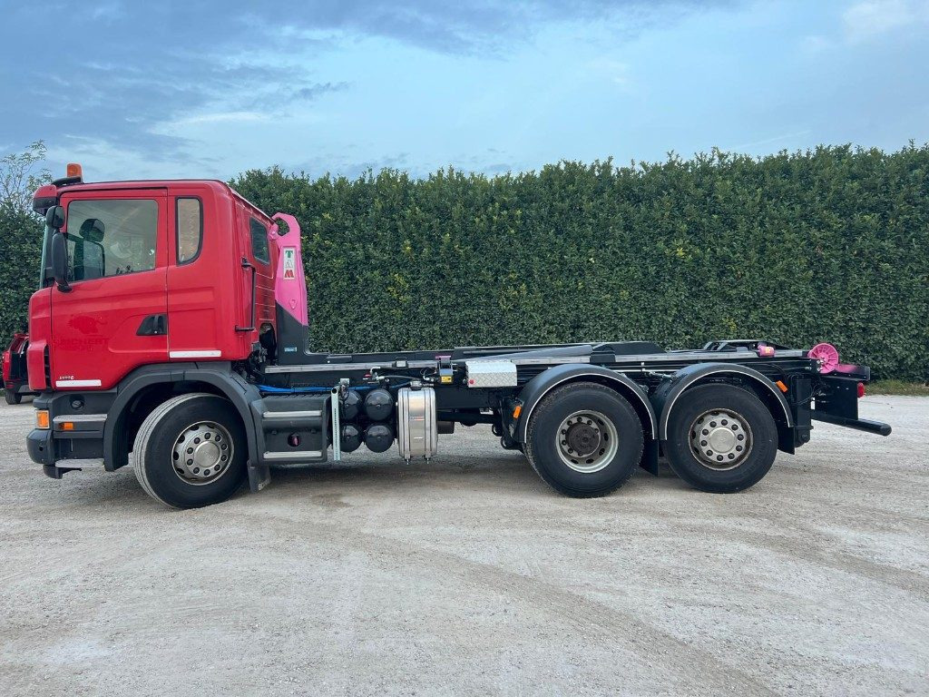 SCANIA G440 SCARRABILE NUOVO PNEUMATICO POSTERIORE - Крюковой мультилифт: фото 3 SCANIA G440 SCARRABILE NUOVO PNEUMATICO POSTERIORE - Крюковой мультилифт: фото 3