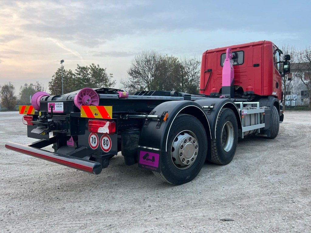 SCANIA G440 SCARRABILE NUOVO PNEUMATICO POSTERIORE - Крюковой мультилифт: фото 5 SCANIA G440 SCARRABILE NUOVO PNEUMATICO POSTERIORE - Крюковой мультилифт: фото 5