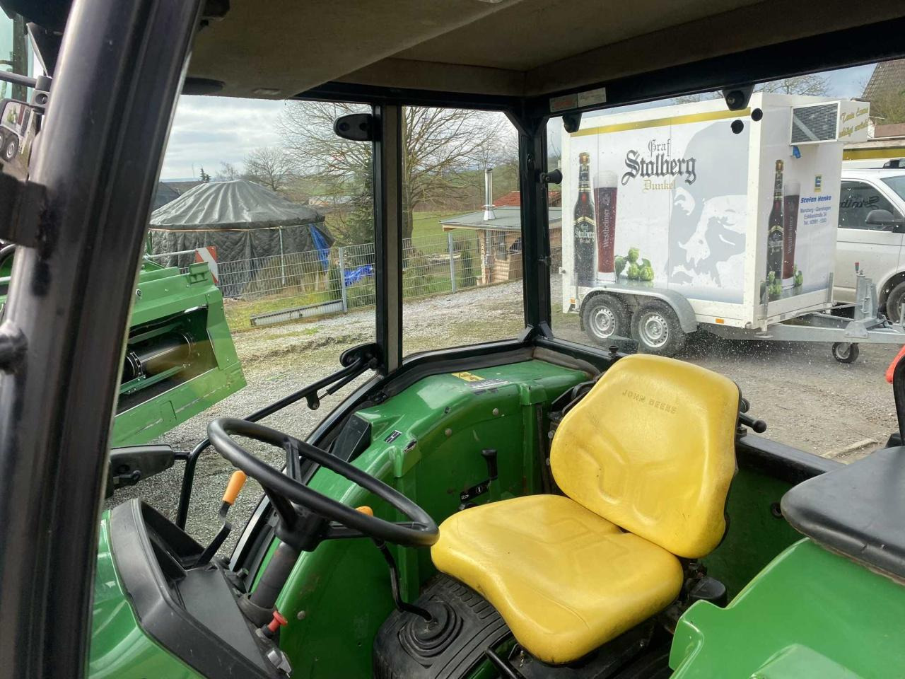 Трактор John Deere 5055E: фото 9