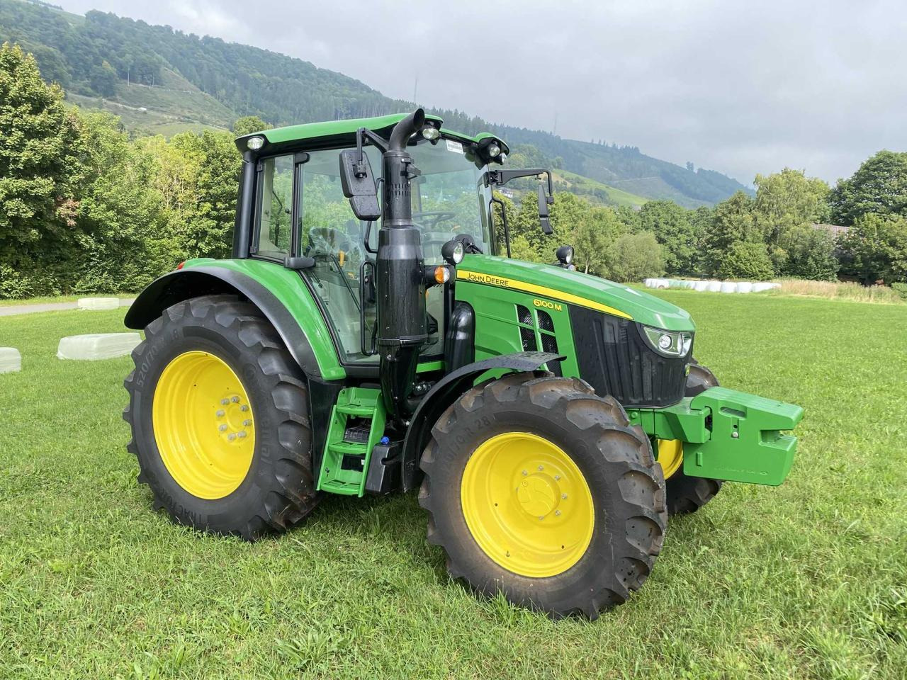 John Deere 6100 M AutoQuadEco - Трактор: фото 1 John Deere 6100 M AutoQuadEco - Трактор: фото 1