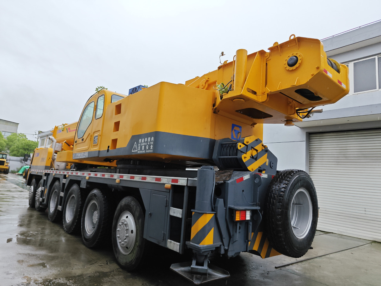 XCMG QY100K 100TON QY100K-1 QY100K-I QY130K QY160K QAY200 - Мобильный кран: фото 3 XCMG QY100K 100TON QY100K-1 QY100K-I QY130K QY160K QAY200 - Мобильный кран: фото 3