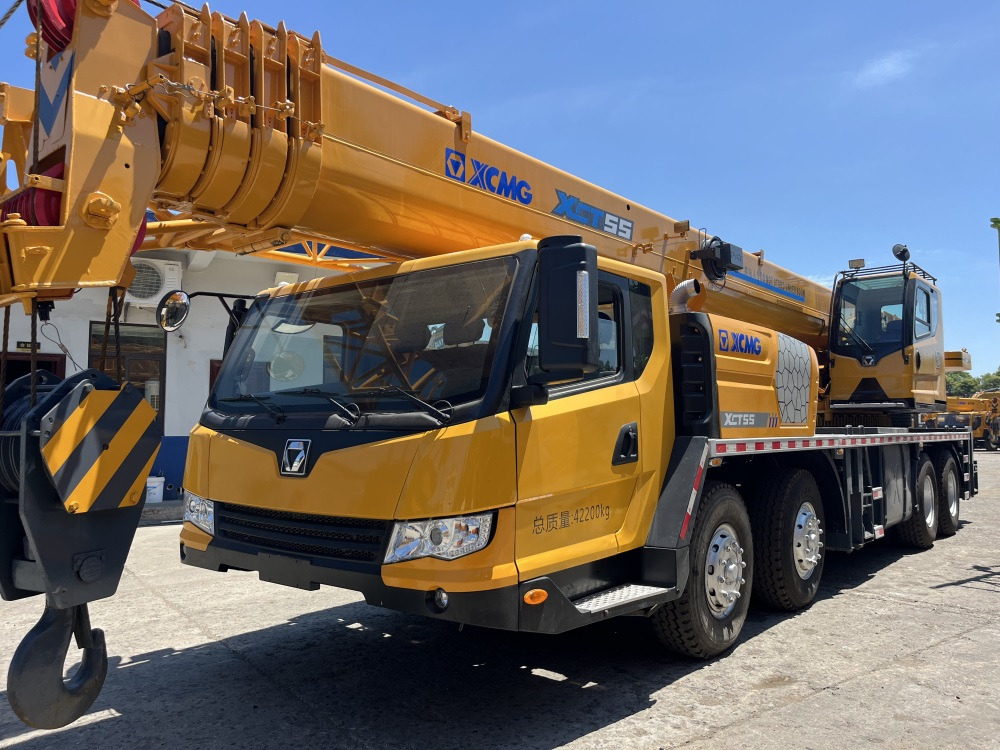 XCMG XCT55 XCT50 QY50KC QY50KA QY50K-II 25 ton 35 ton 40 ton 55 ton 50 ton 60 ton xcmg truck crane - Мобильный кран: фото 1 XCMG XCT55 XCT50 QY50KC QY50KA QY50K-II 25 ton 35 ton 40 ton 55 ton 50 ton 60 ton xcmg truck crane - Мобильный кран: фото 1