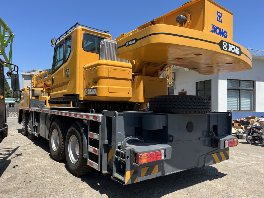 XCMG XCT55 XCT50 QY50KC QY50KA QY50K-II 25 ton 35 ton 40 ton 55 ton 50 ton 60 ton xcmg truck crane - Мобильный кран: фото 4 XCMG XCT55 XCT50 QY50KC QY50KA QY50K-II 25 ton 35 ton 40 ton 55 ton 50 ton 60 ton xcmg truck crane - Мобильный кран: фото 4