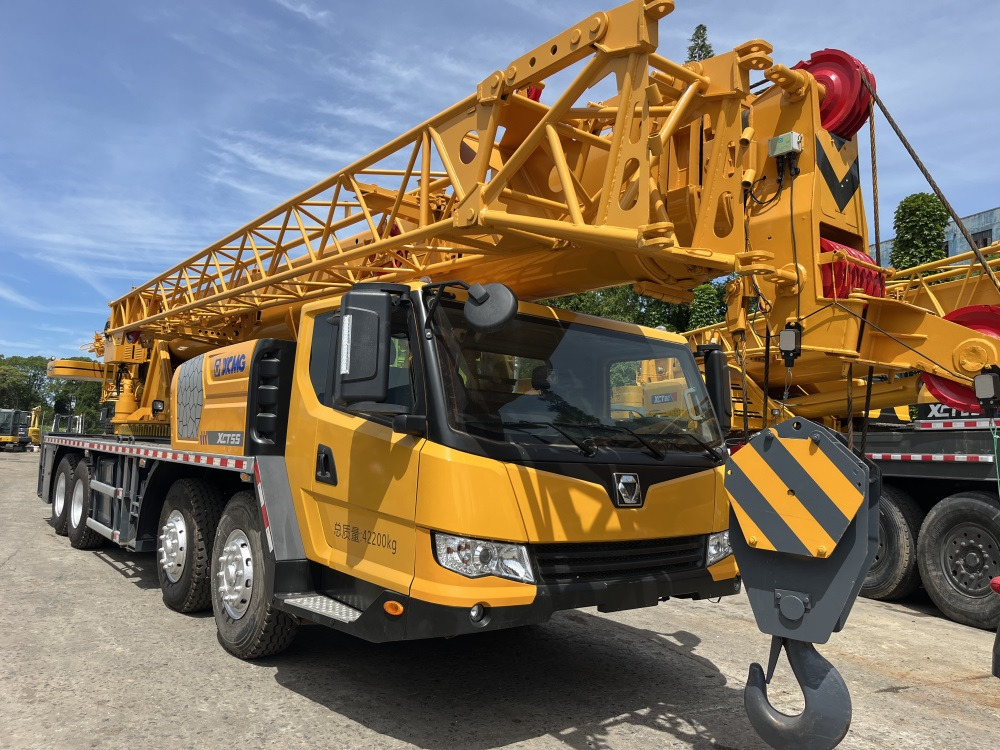 XCMG XCT55 XCT50 QY50KC QY50KA QY50K-II 55 ton 50 ton truck crane - Мобильный кран: фото 1 XCMG XCT55 XCT50 QY50KC QY50KA QY50K-II 55 ton 50 ton truck crane - Мобильный кран: фото 1
