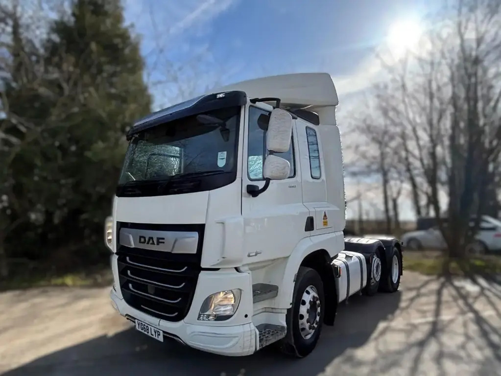 DAF CF - Тягач: фото 1 DAF CF - Тягач: фото 1