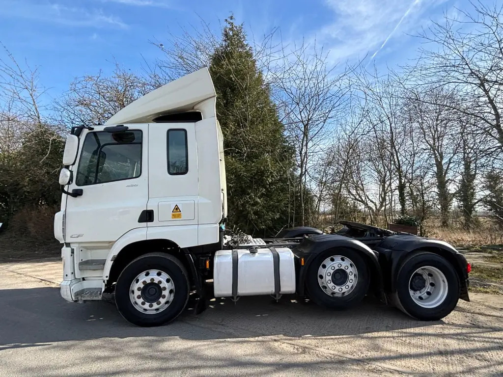 DAF CF - Тягач: фото 3 DAF CF - Тягач: фото 3