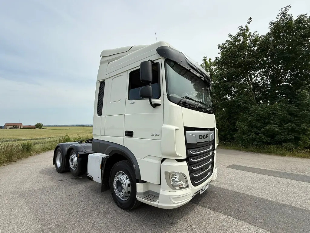 DAF XF 105 - Тягач: фото 3 DAF XF 105 - Тягач: фото 3