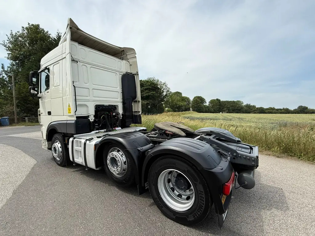 Тягач DAF XF 105 (FFA): фото 8